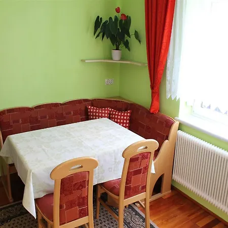 In Katschberg Nahe Skipisten * 雷恩贝格